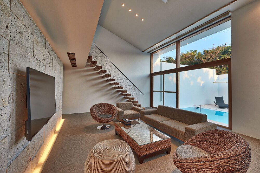 Villa de Fleur Secret Villas