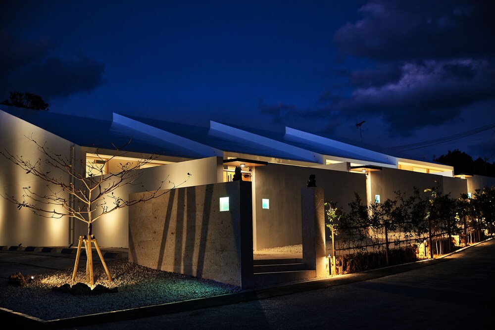Villa de Fleur Secret Villas