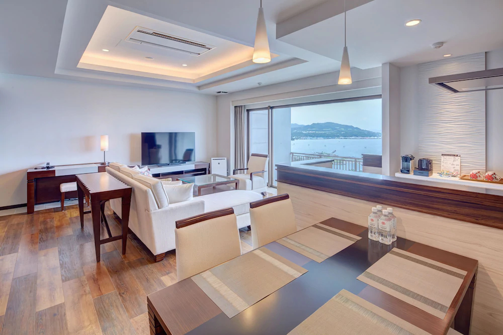Ala Mahaina Condo Hotel