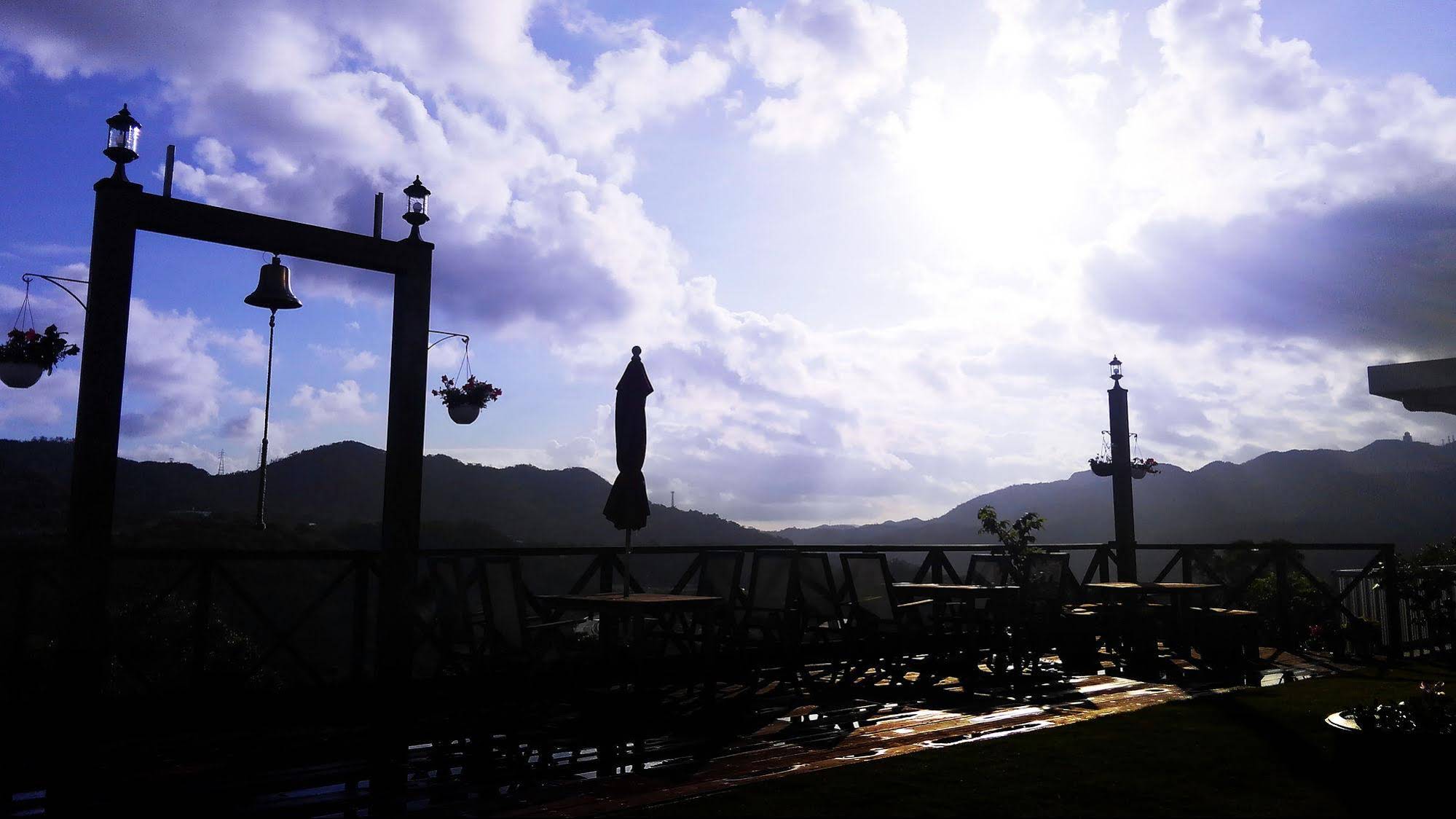 Hoshi No Terrace Motobu Yamazato