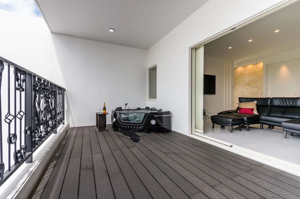 Jacuzzi Terrace Okinawa Ims
