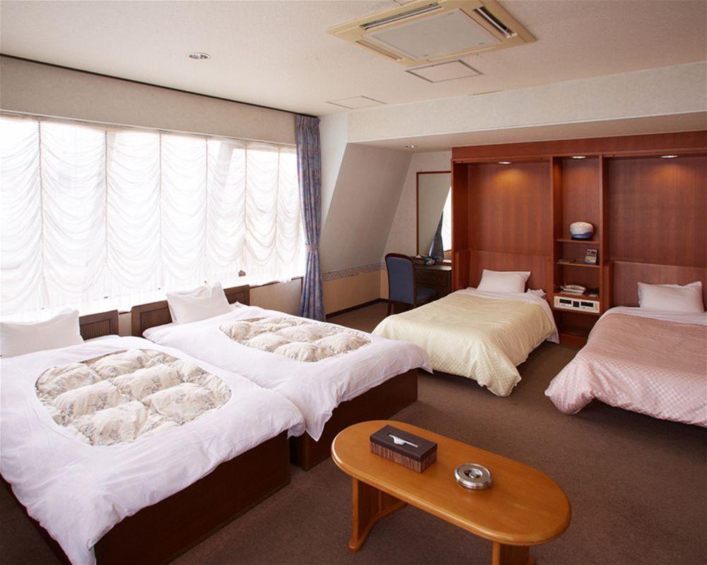 Hotel Taira