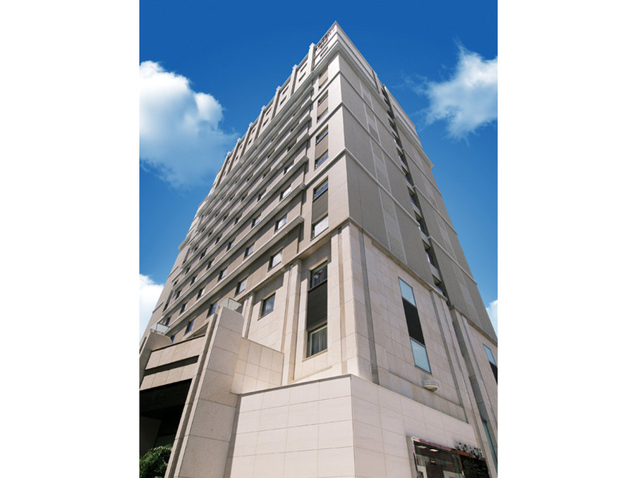 JAL City Naha