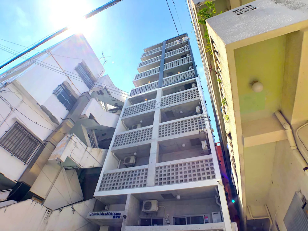 Little Island Okinawa Miebashi