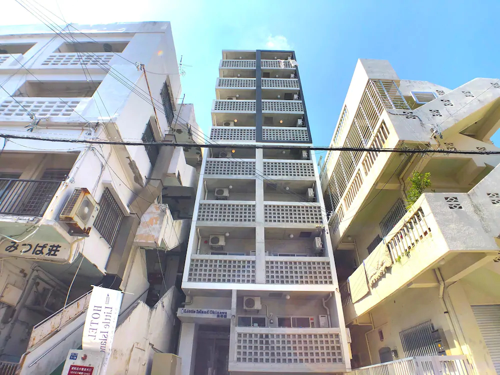 Little Island Okinawa Miebashi
