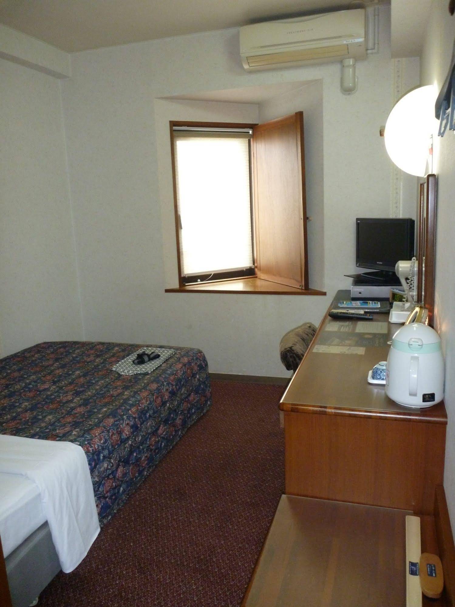 Shii sar Inn Naha