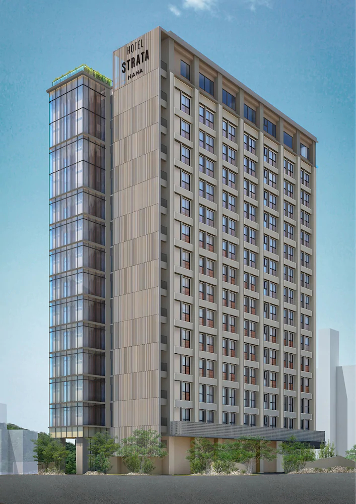 Strata Naha