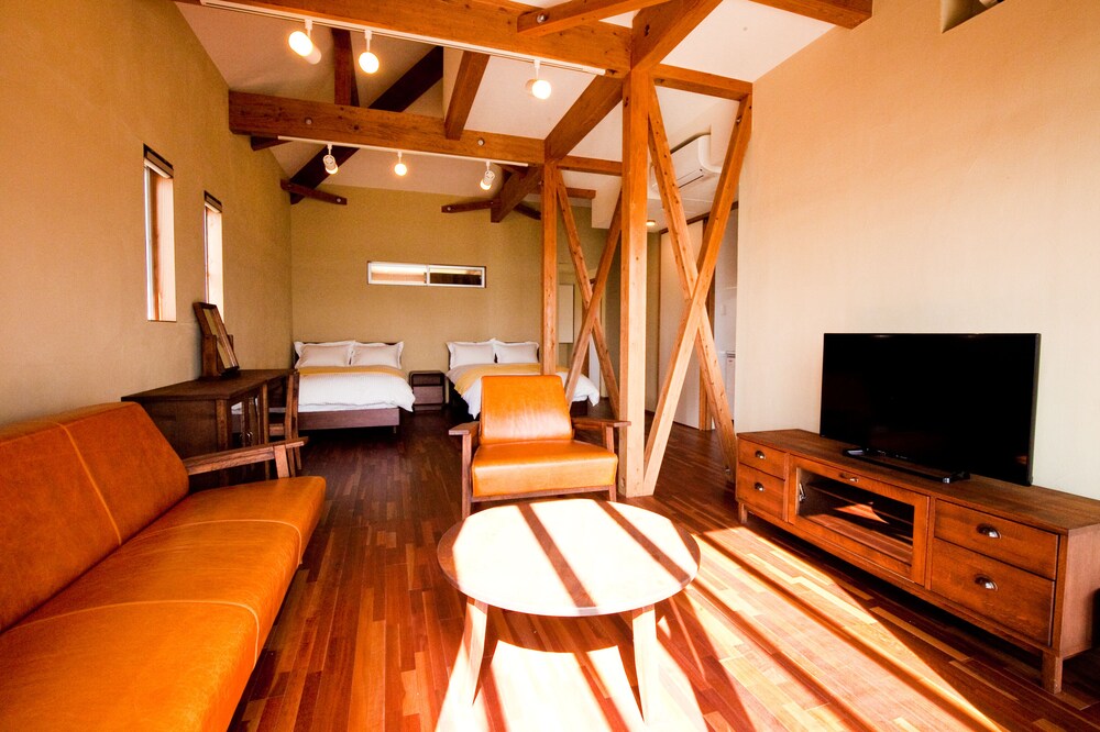 Aletta Kouri Resort