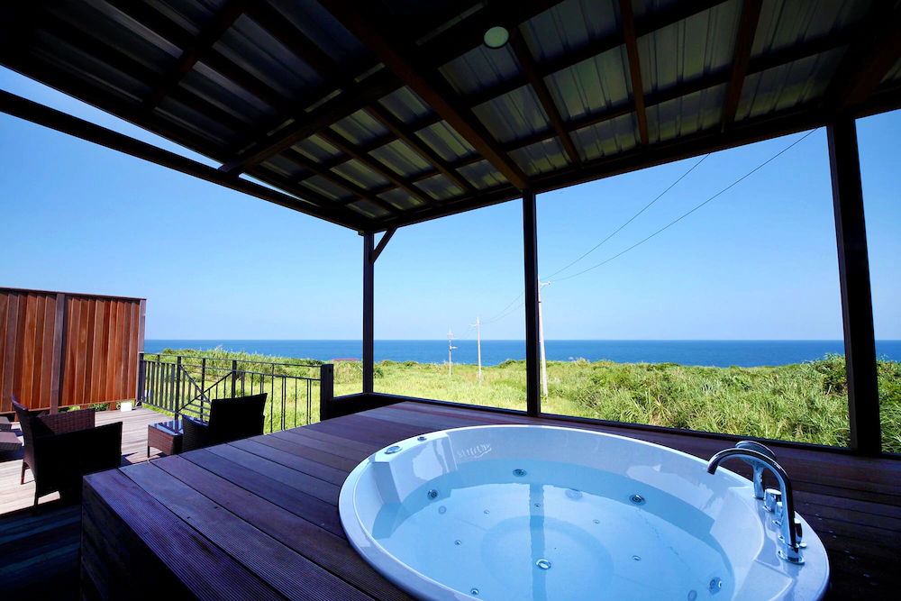 Isola Villa Kouri
