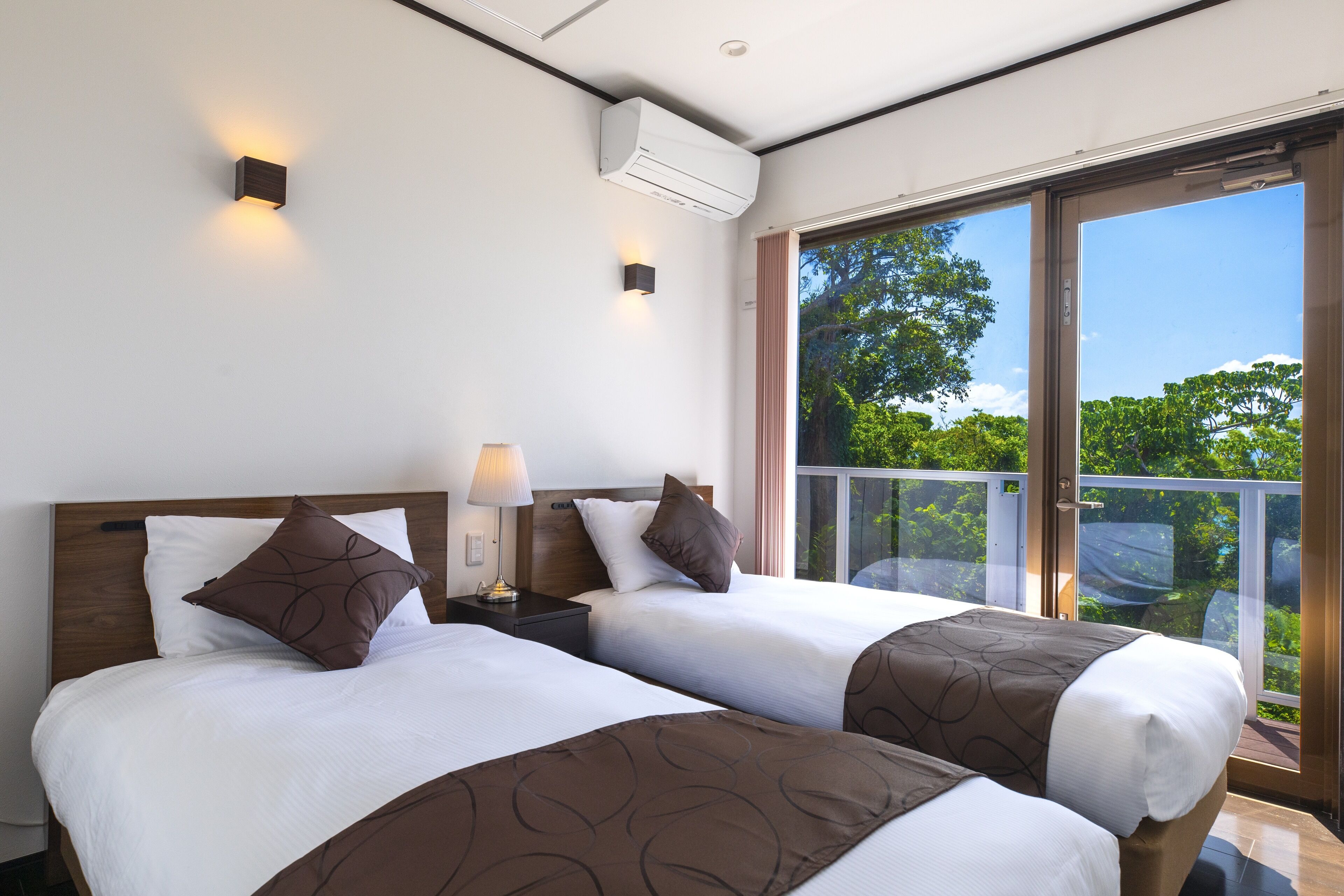 Kouri Ocean Moon Cottage
