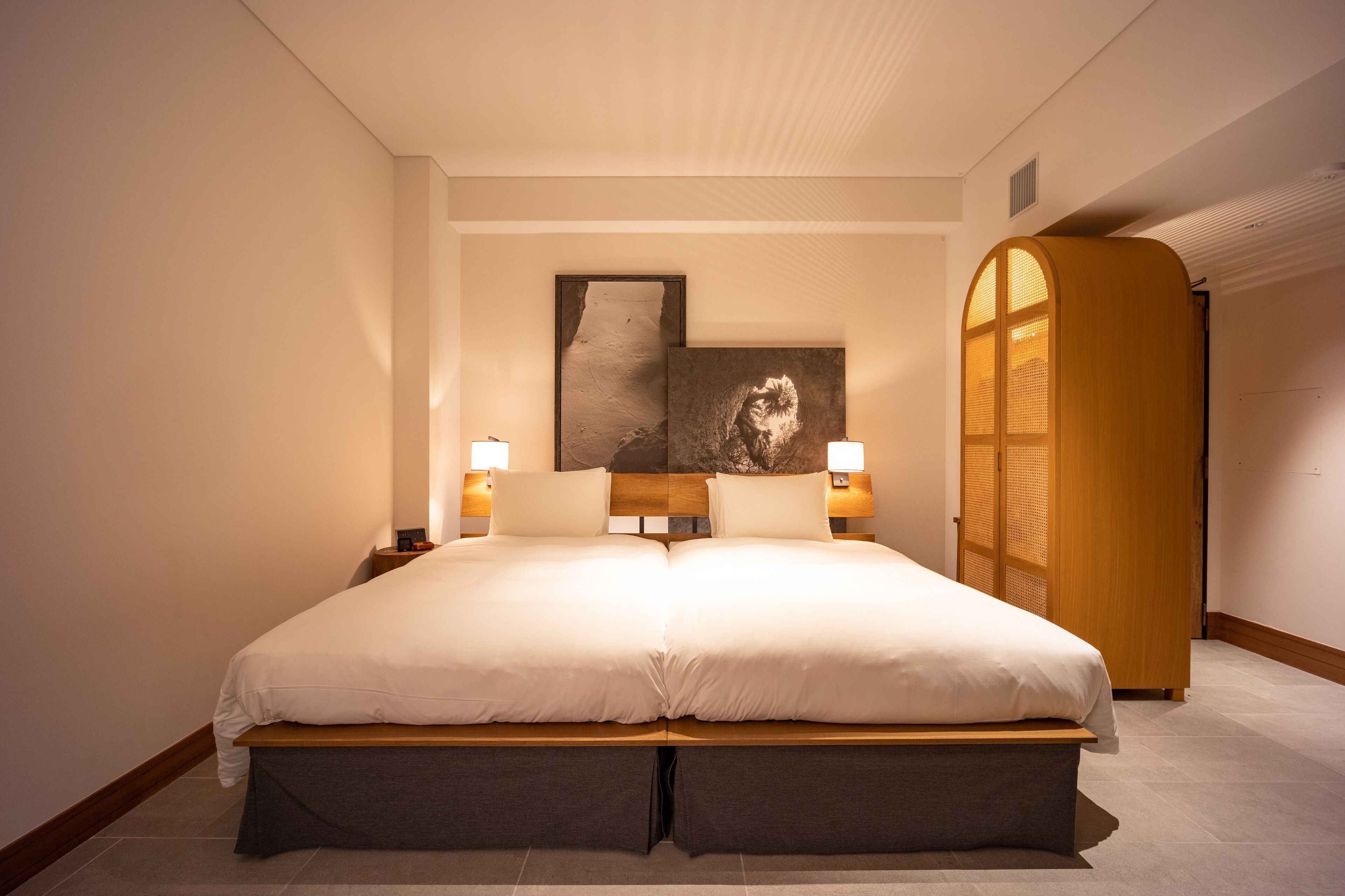 One Suite The Grand