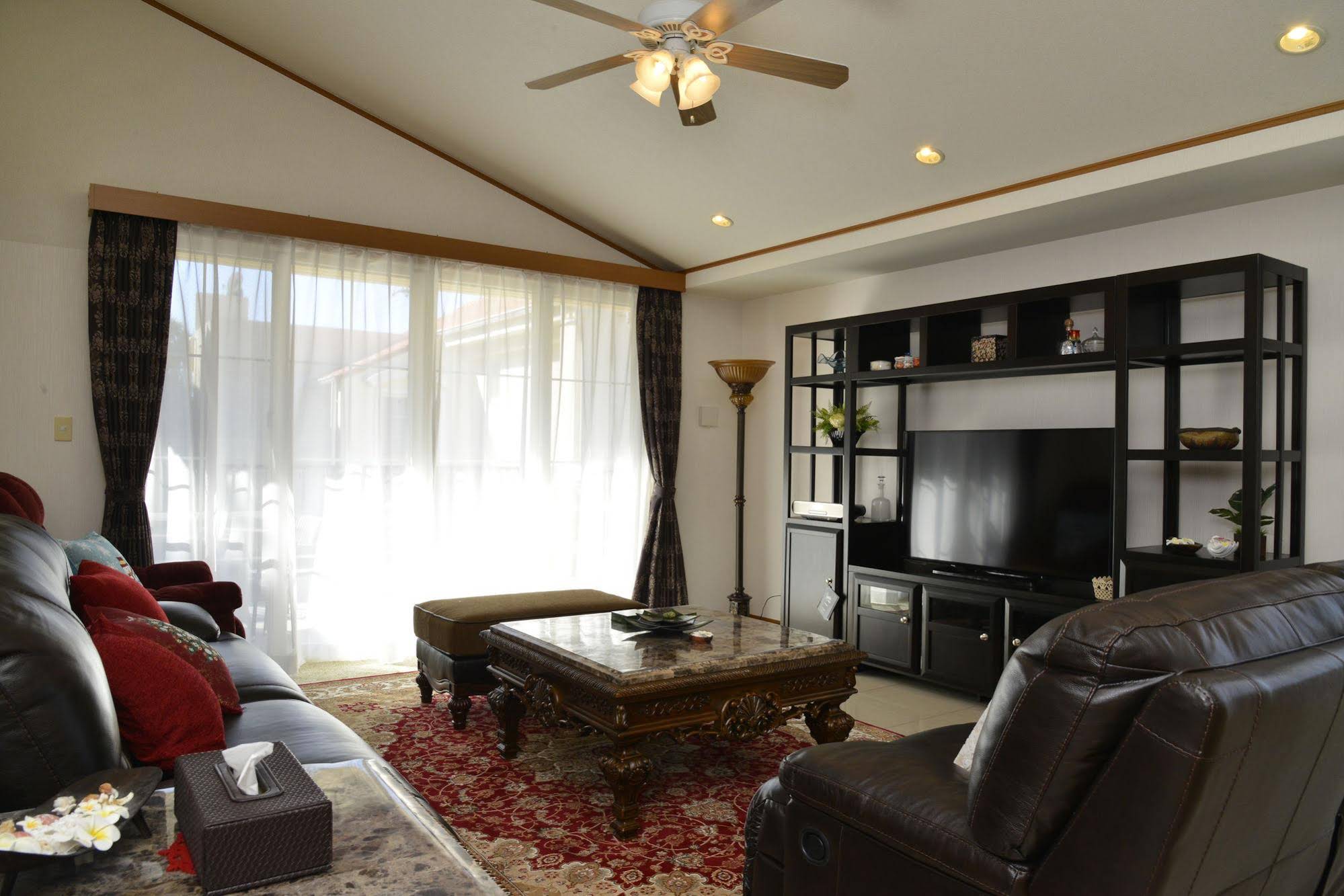 Maeda Biru House
