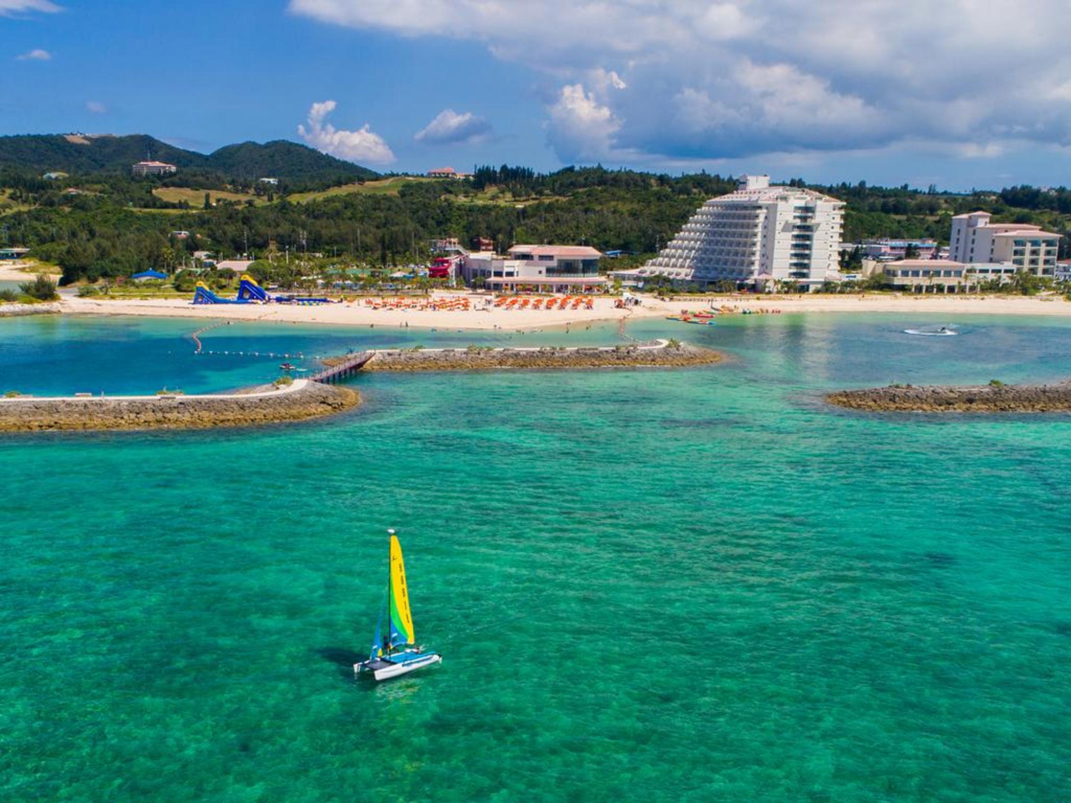Sheraton Okinawa Sunmarina Resort