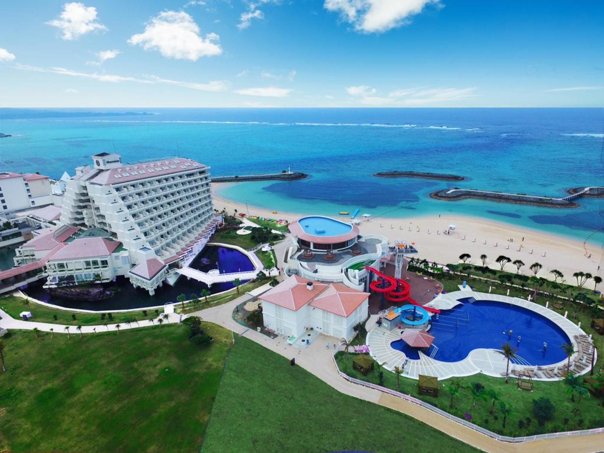 Sheraton Okinawa Sunmarina Resort