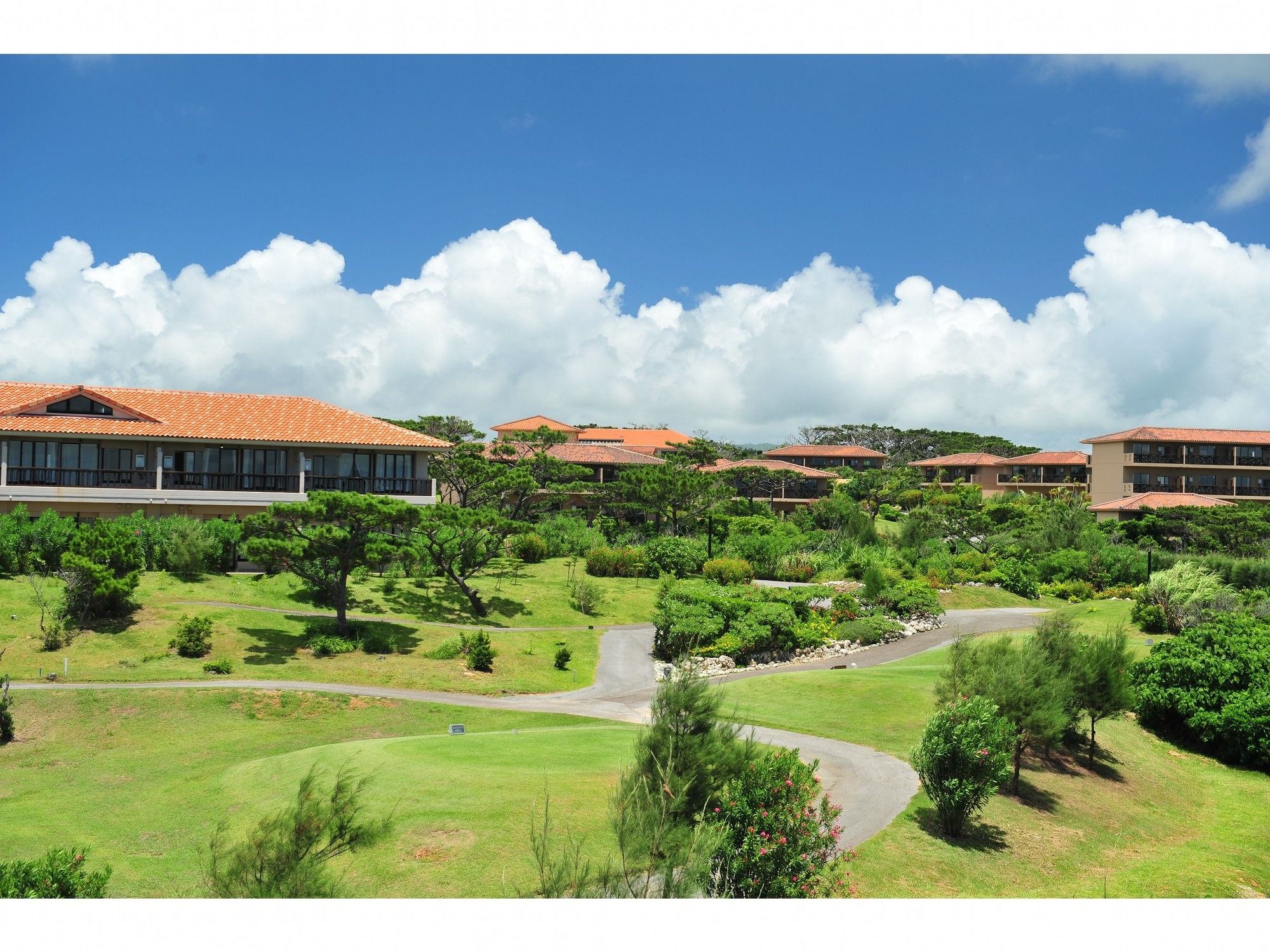 Hotel Allamanda Kohamajima