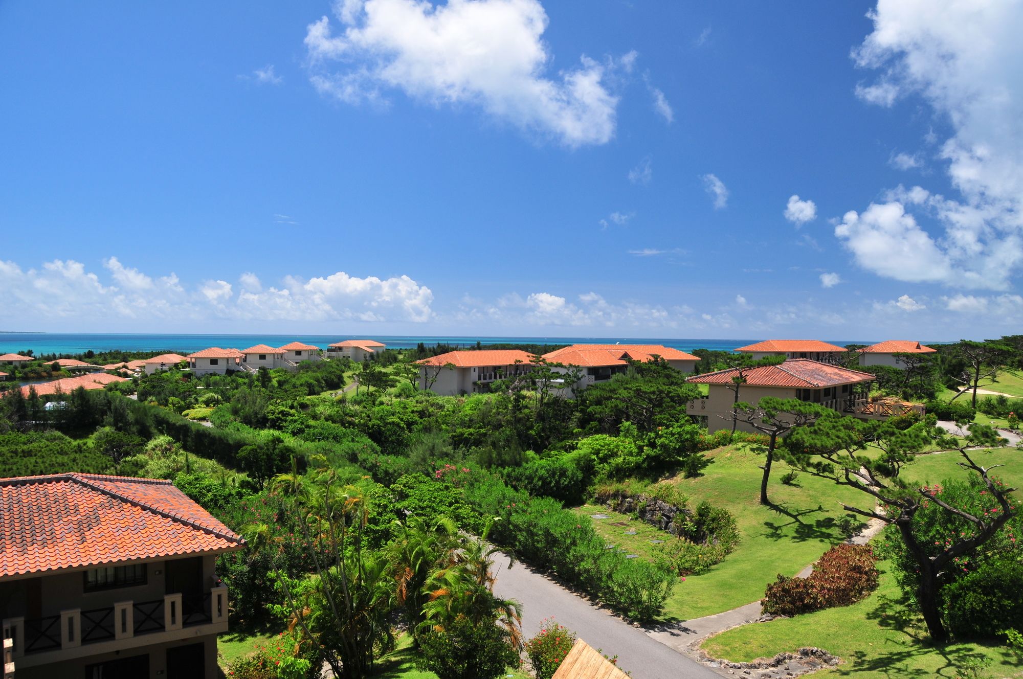 Hotel Allamanda Kohamajima