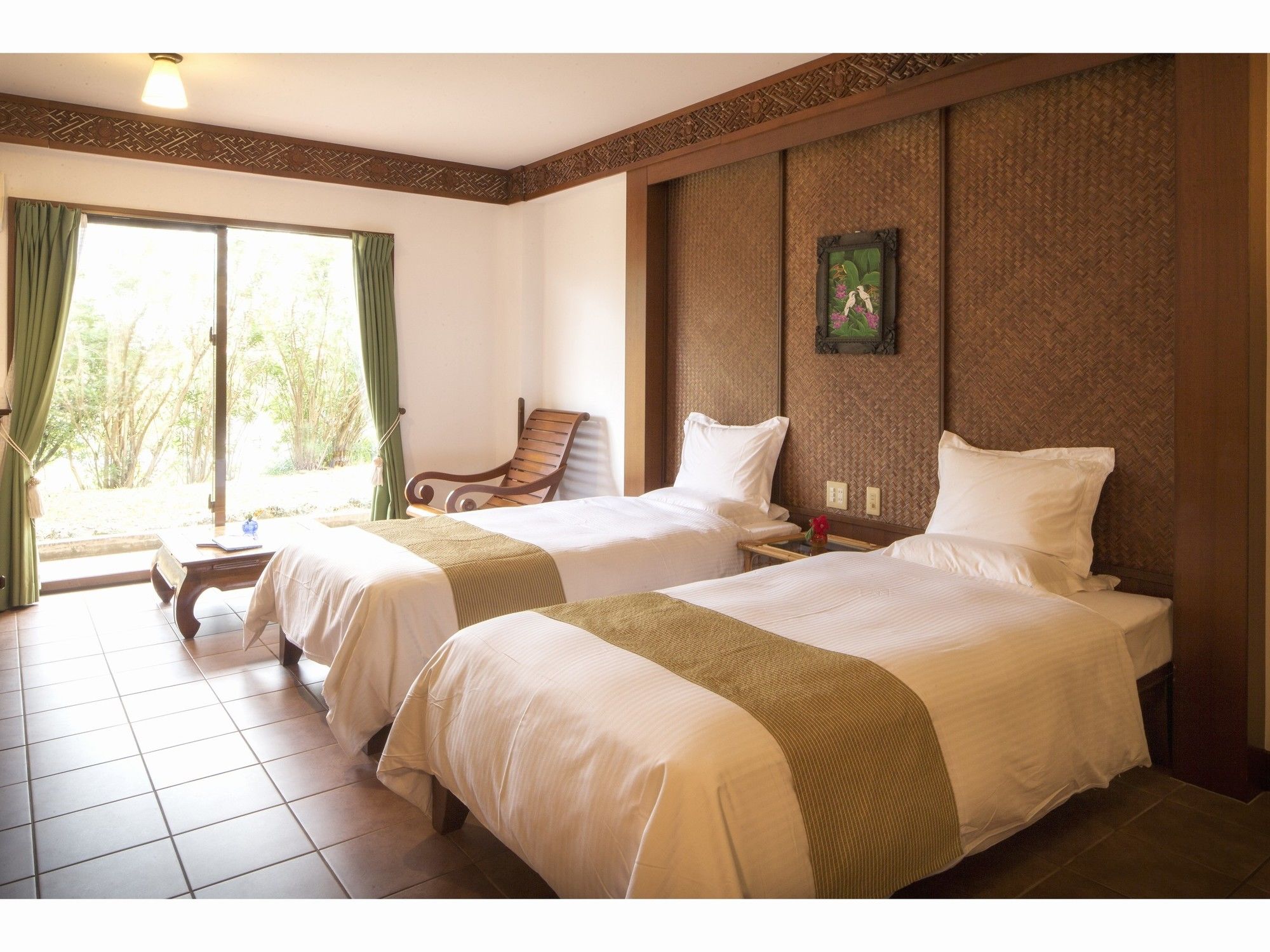 Hotel Allamanda Kohamajima