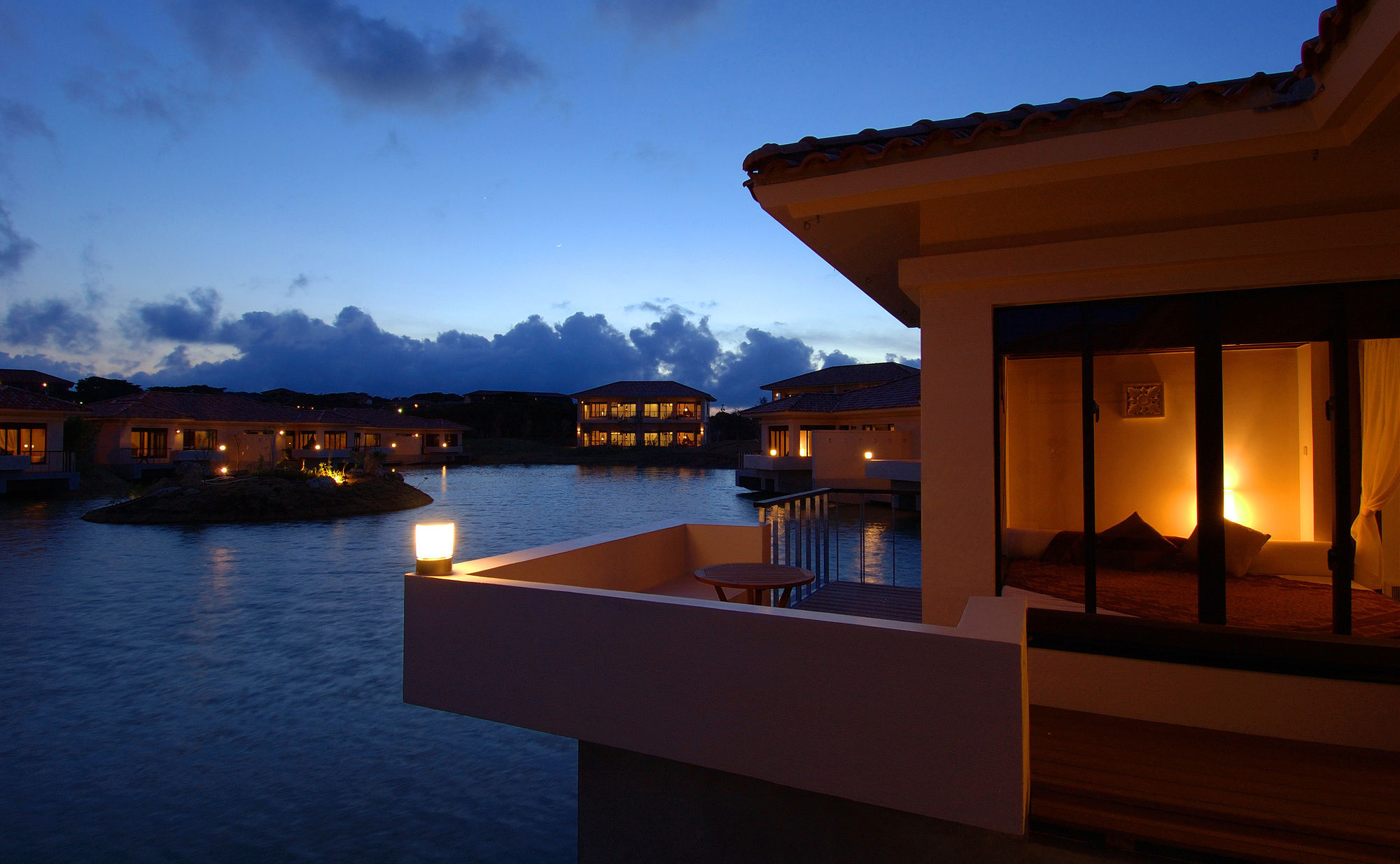 Hotel Allamanda Kohamajima