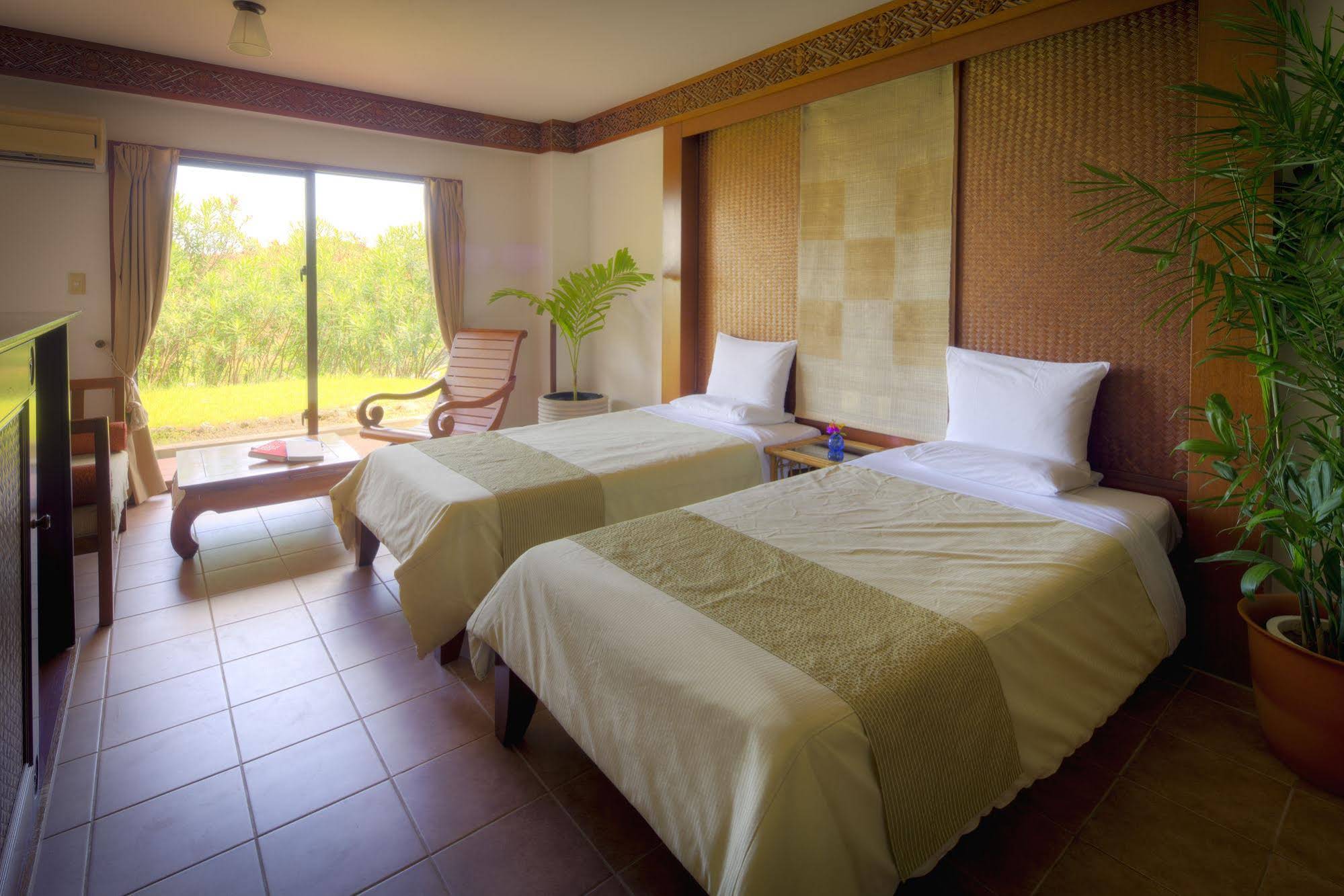 Hotel Nirakanai Kohamajima
