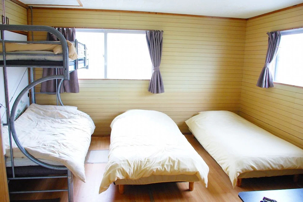 Guest House Lough Style