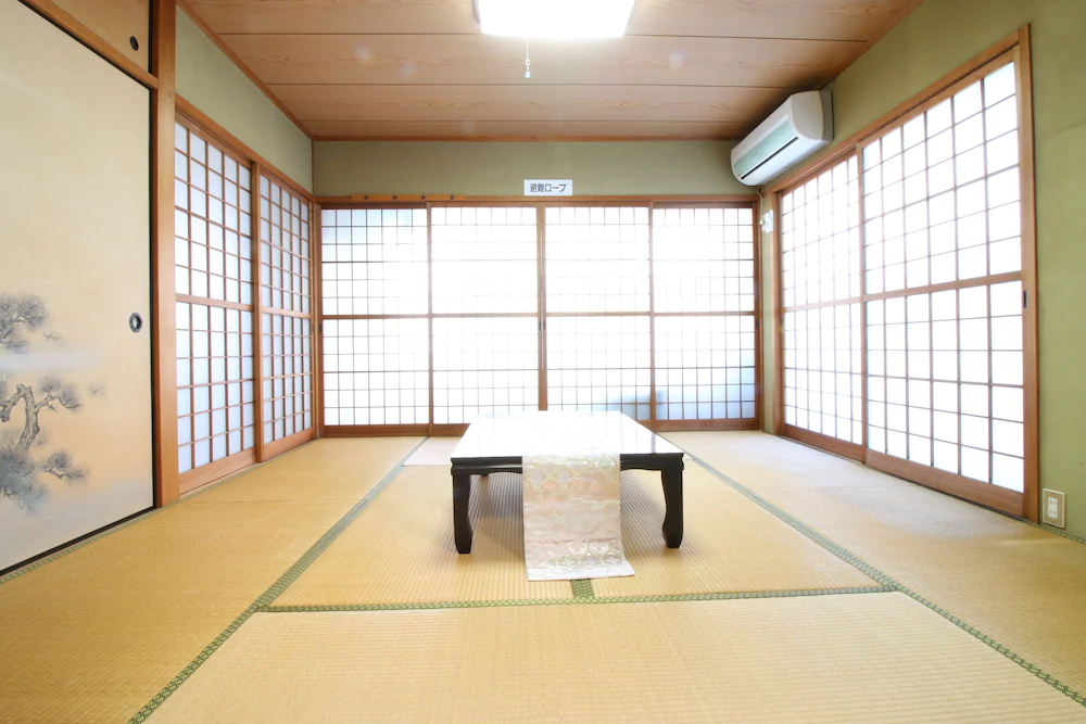 Hikari No Yado