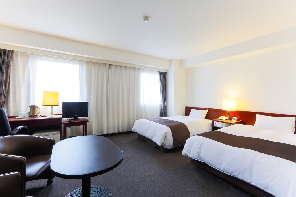 Kochi Sunrise Hotel