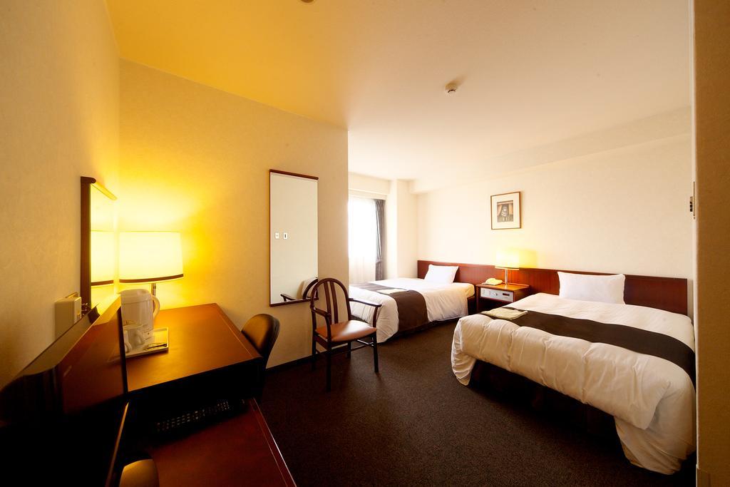 Kochi Sunrise Hotel