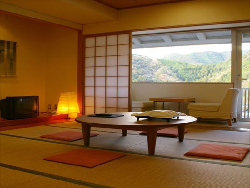 QRAUD Tosawashi Kougeimura