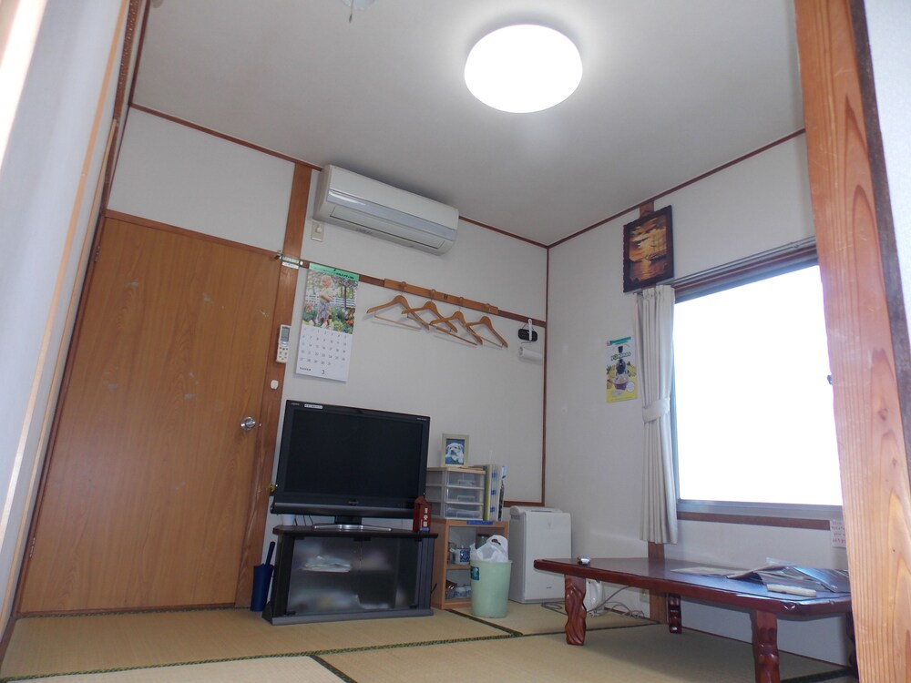 Hojo Suigun Youth Hostel