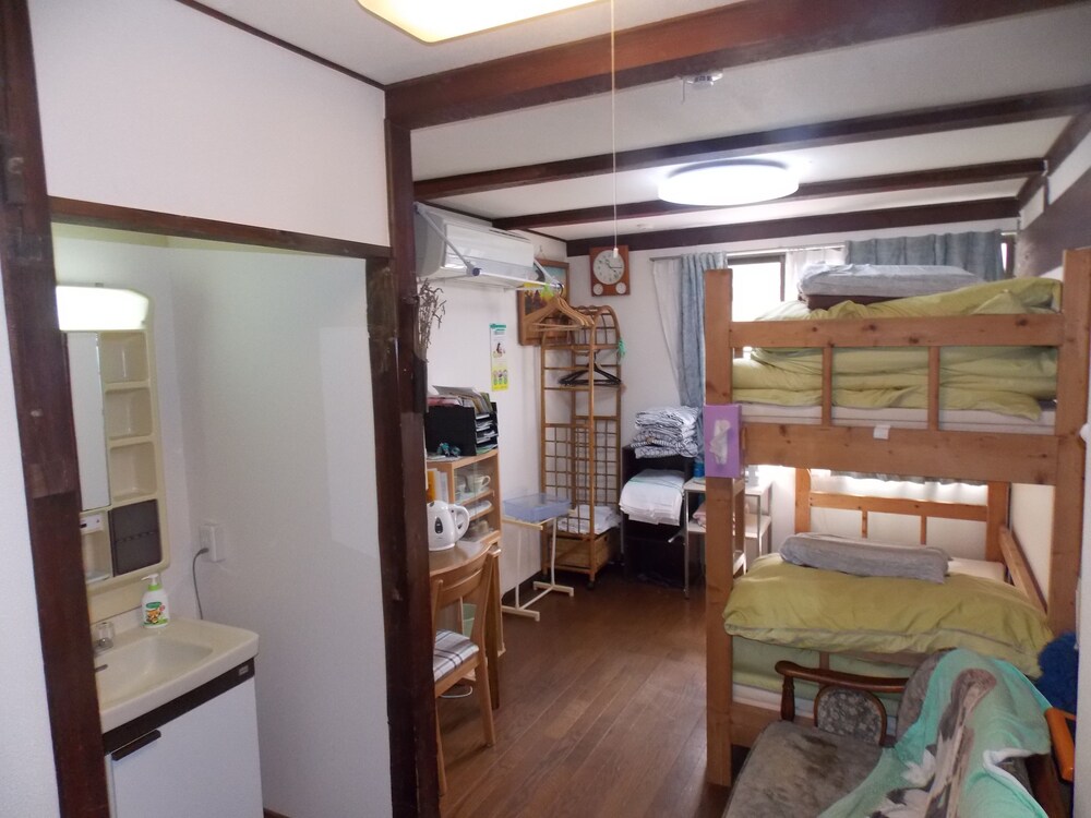 Hojo Suigun Youth Hostel