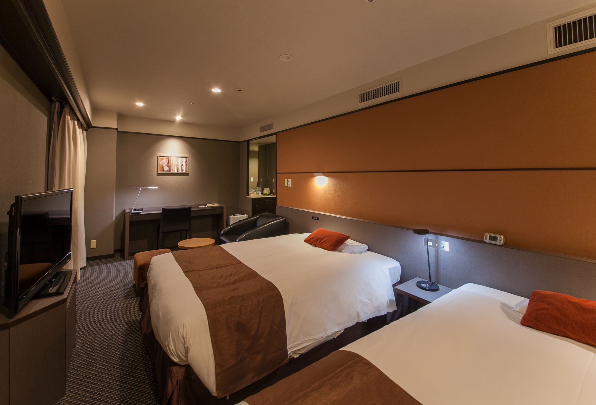 Matsuyama Tokyu REI Hotel