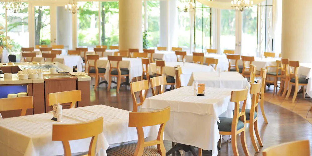 Forest Inn Showakan