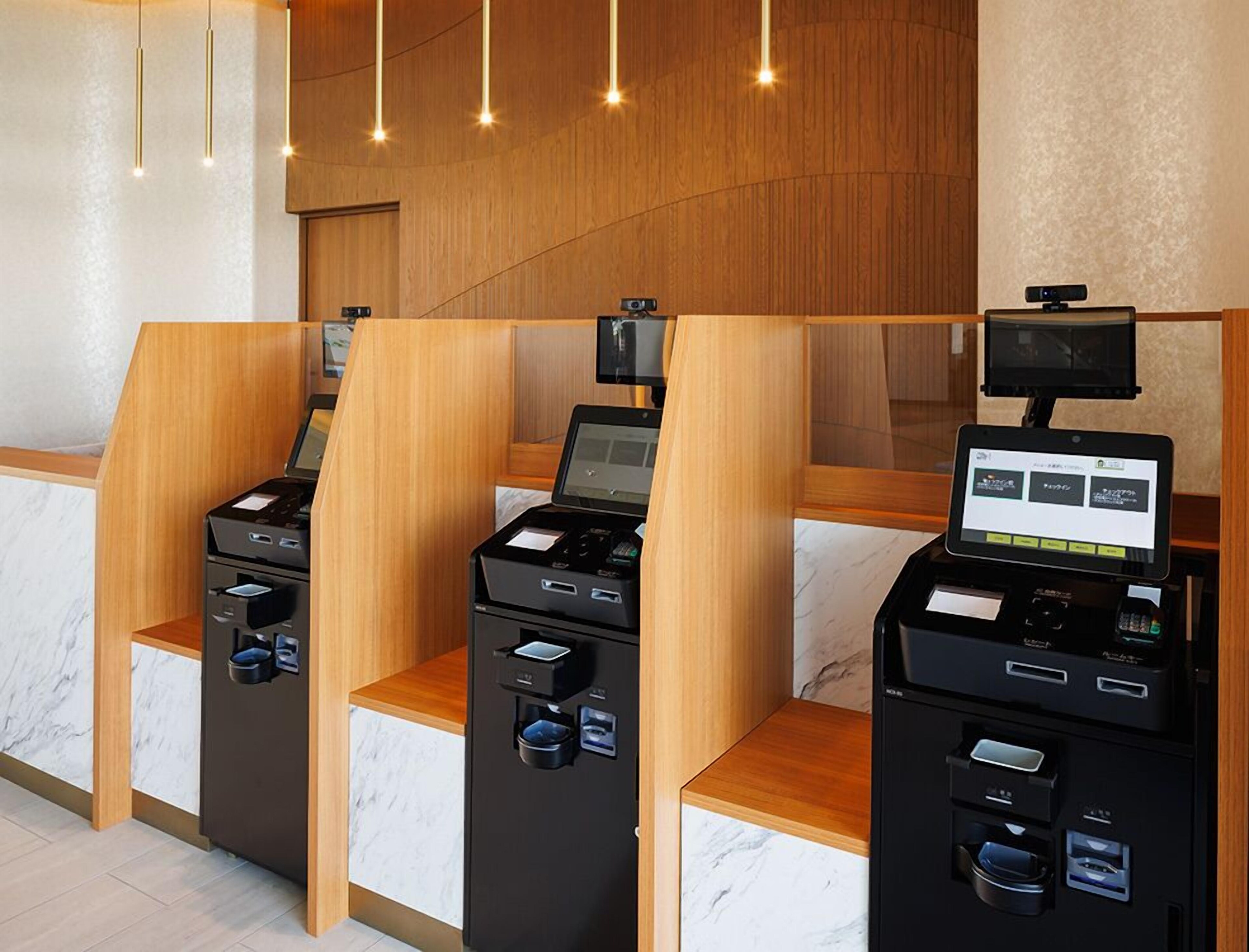 JR East Hotel Mets Premier Makuhari Toyosuna