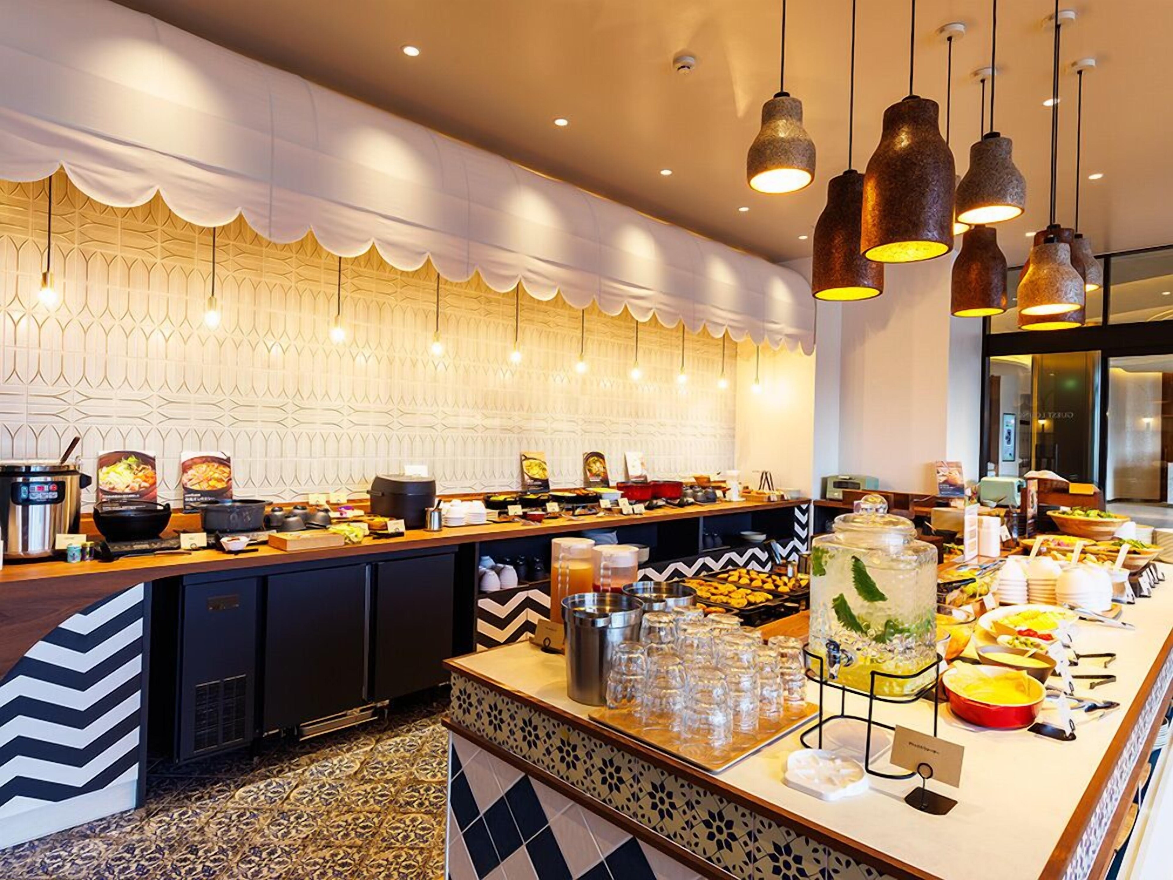 JR East Hotel Mets Premier Makuhari Toyosuna