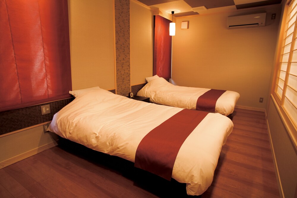 Shunsai No Yado Seasonal Inn Ryokusuitei