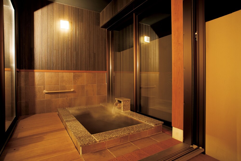 Shunsai No Yado Seasonal Inn Ryokusuitei