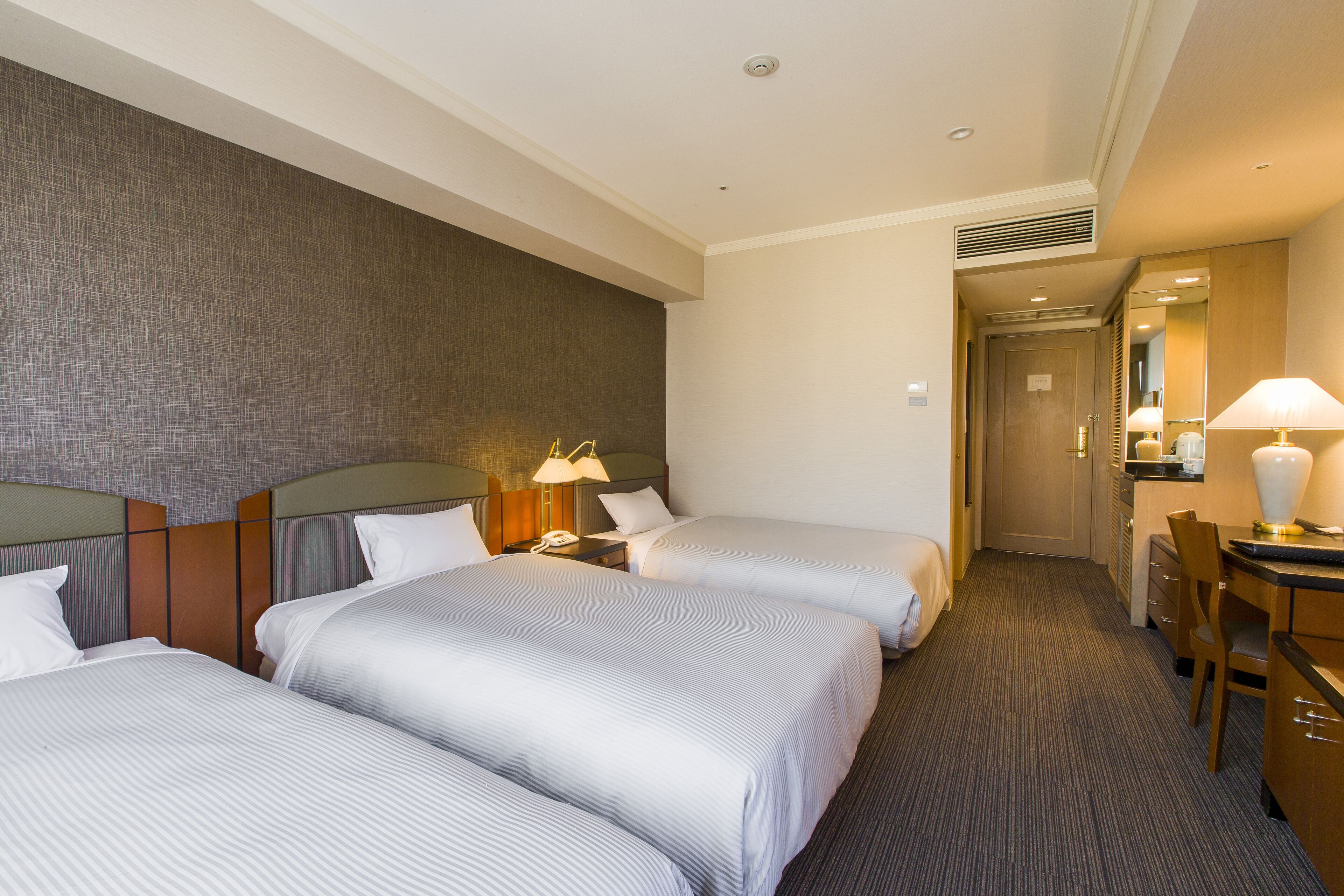 The Qube Hotel Chiba