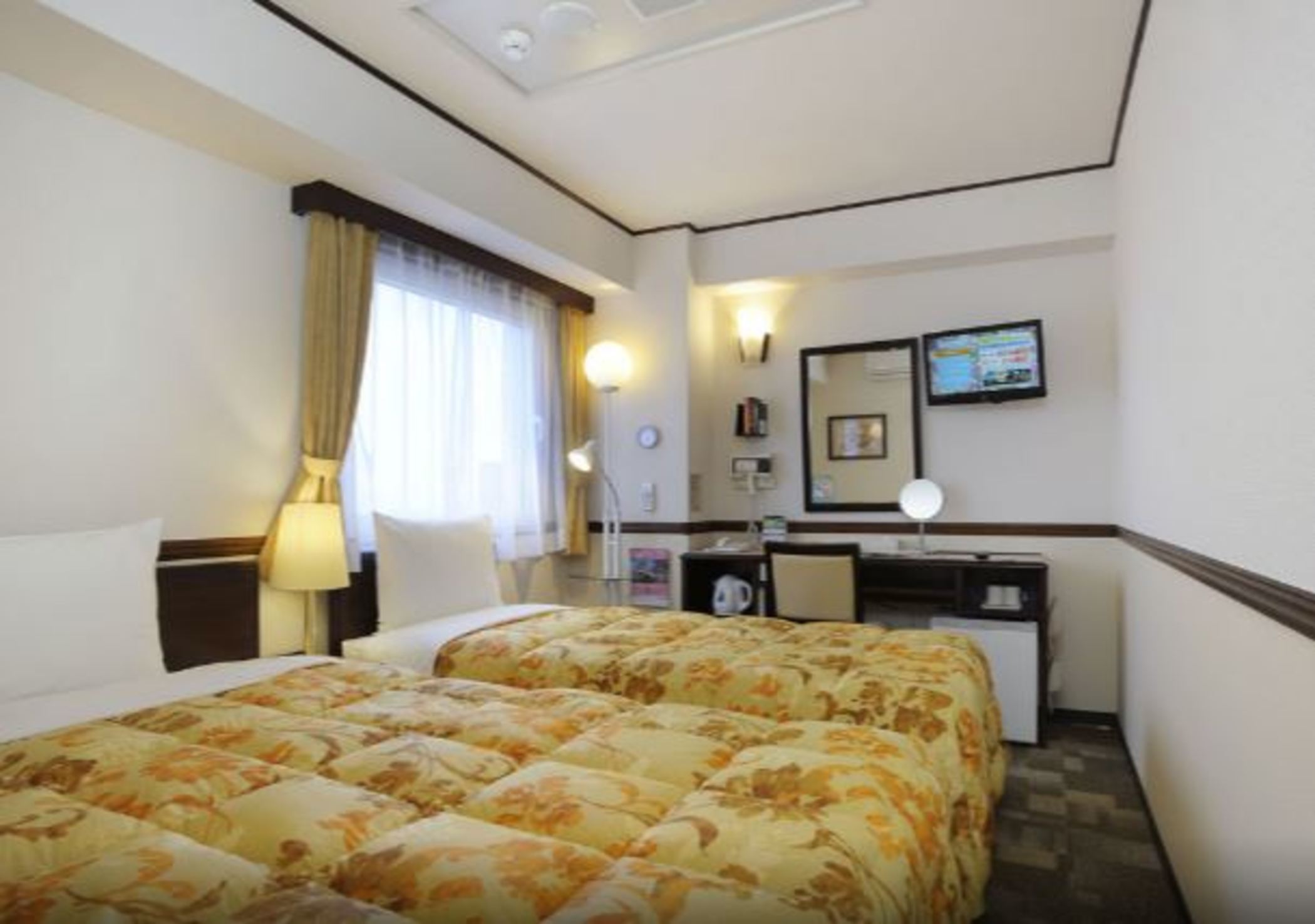 Toyoko Inn Chiba-eki Higashi-guchi