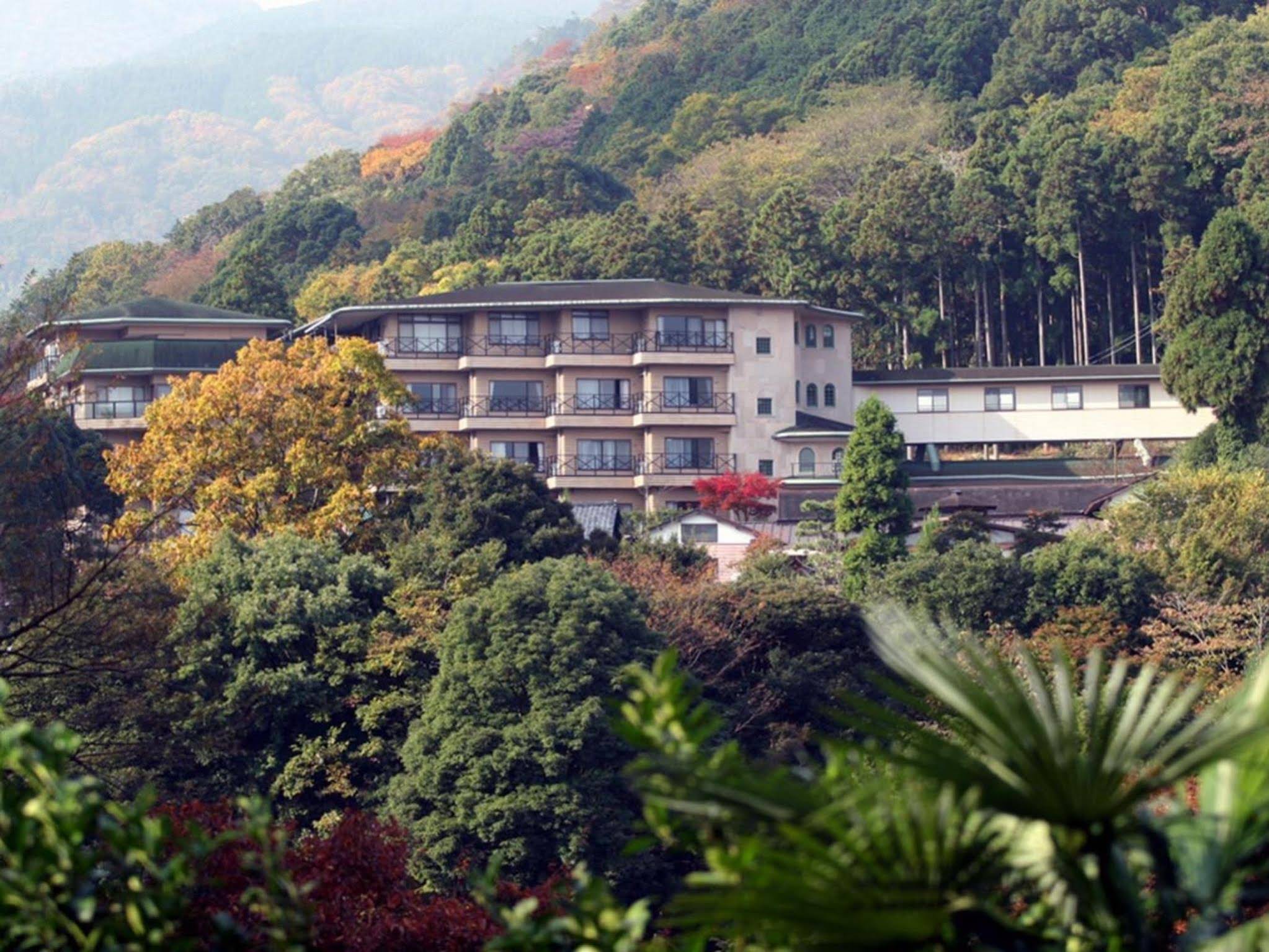 Hakonenomori Okada
