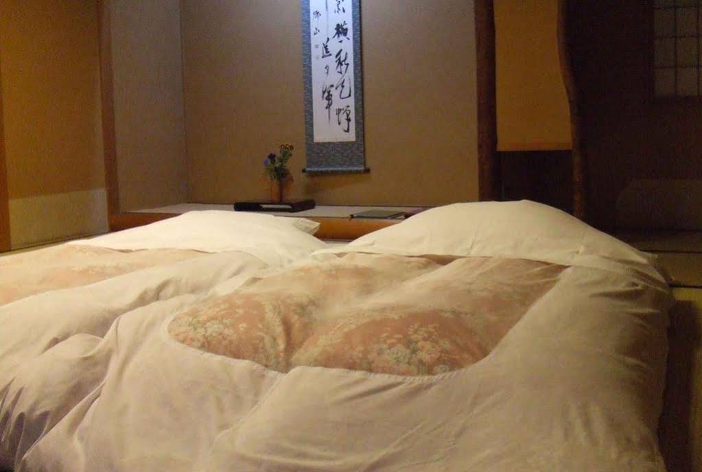 Hakone Tounosawa-Onsen Shiunso