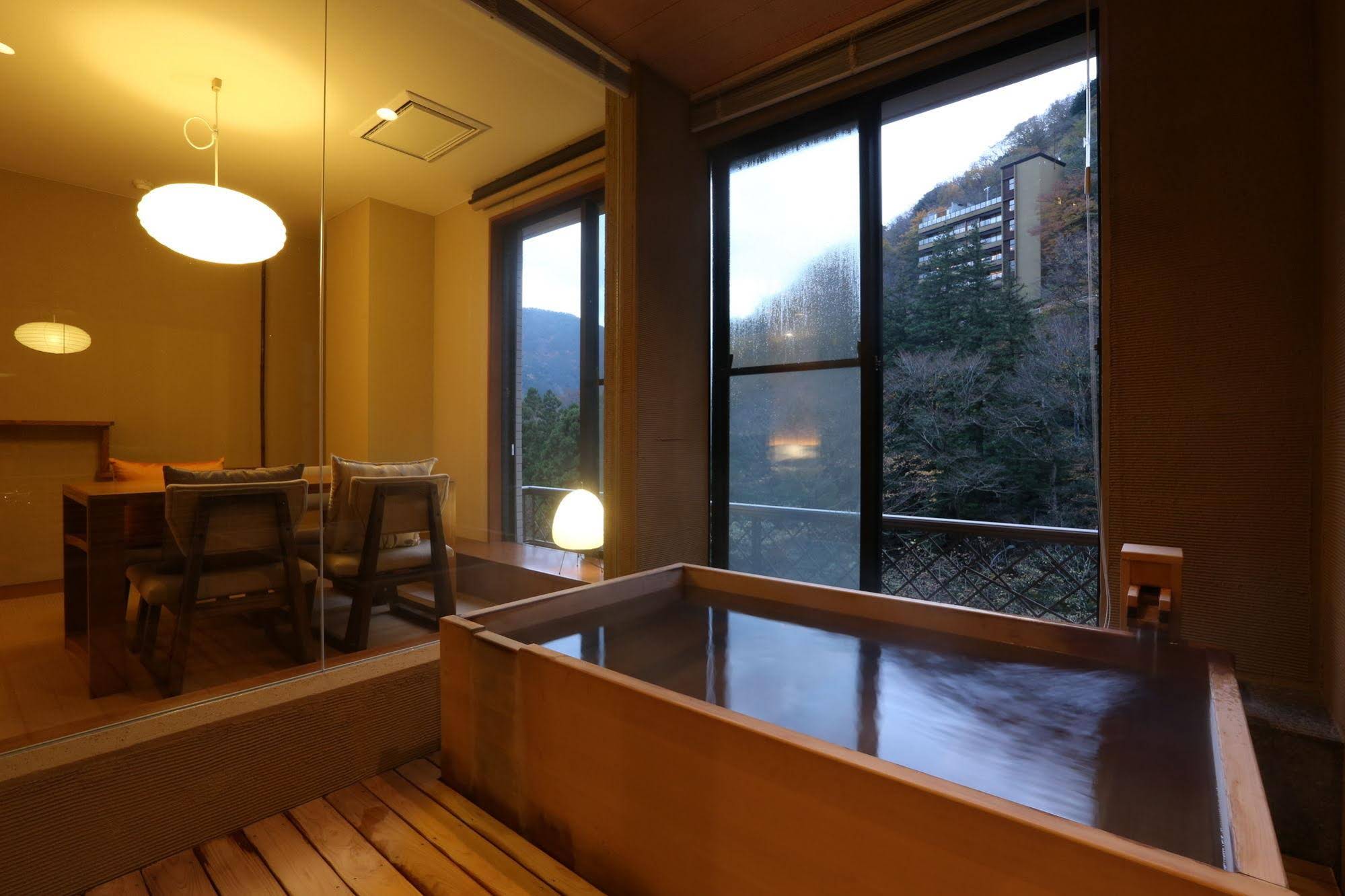 Hakone Nanase