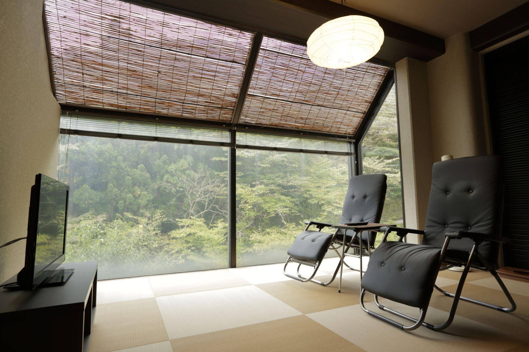 Hakone Nanase