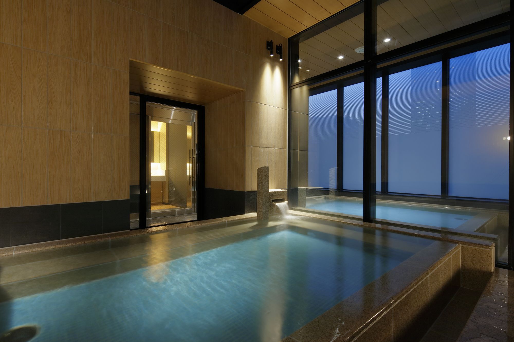 Candeo Hotels Tokyo Shimbashi