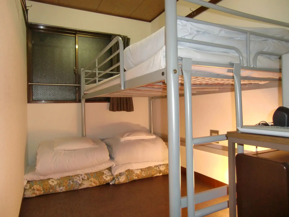 Economy Hotel Hoteiya
