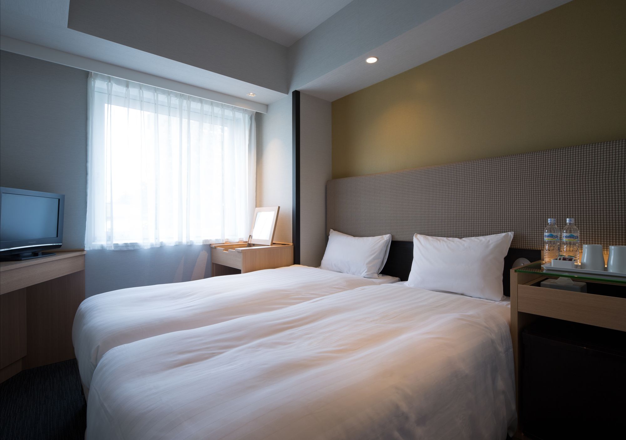 E Hotel Higashi Shinjuku