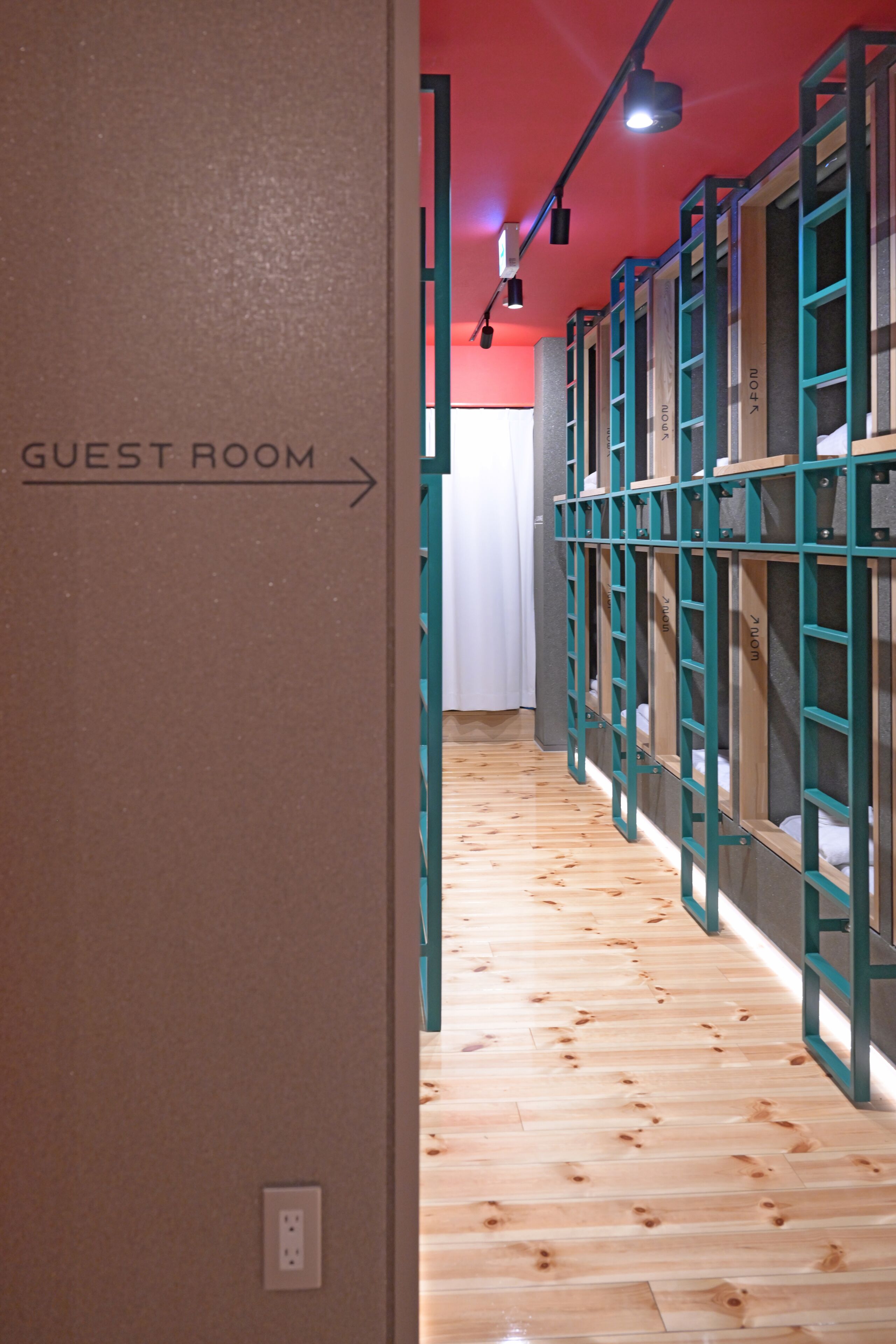 Ele Cabin Shinjuku Kabukicho