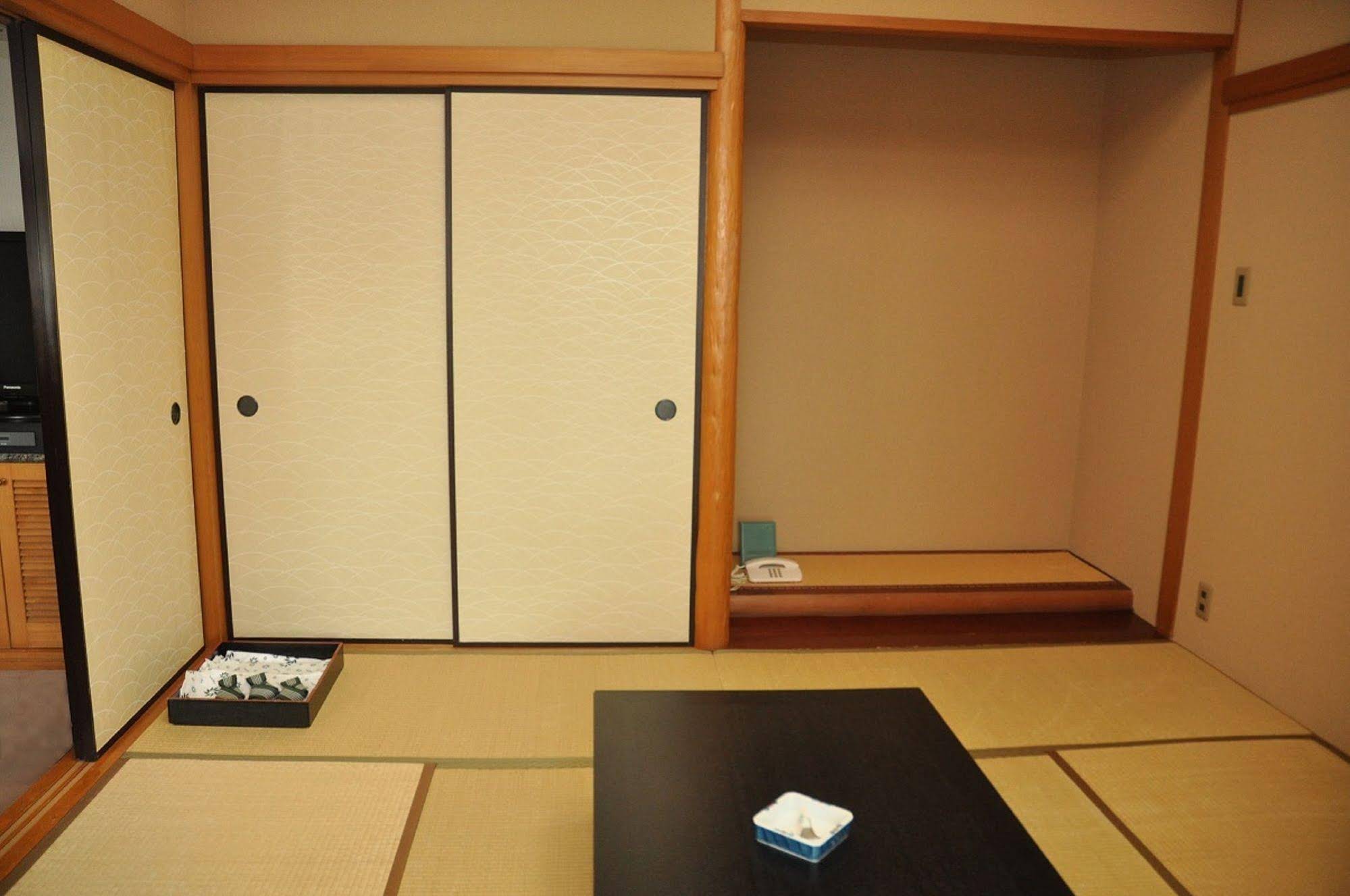 Hotel Cadenza Hikarigaoka