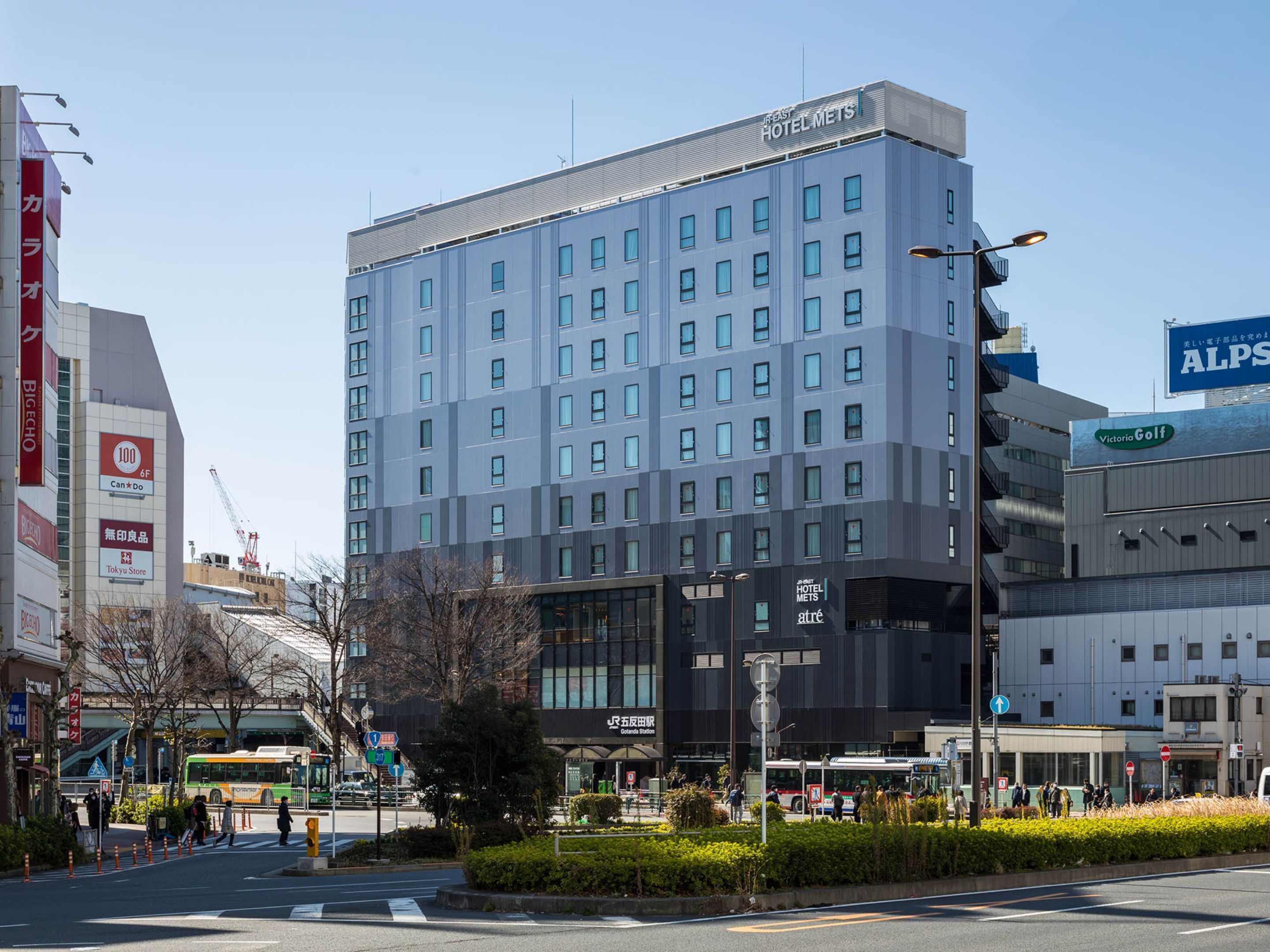JR-East Hotel Mets Gotanda