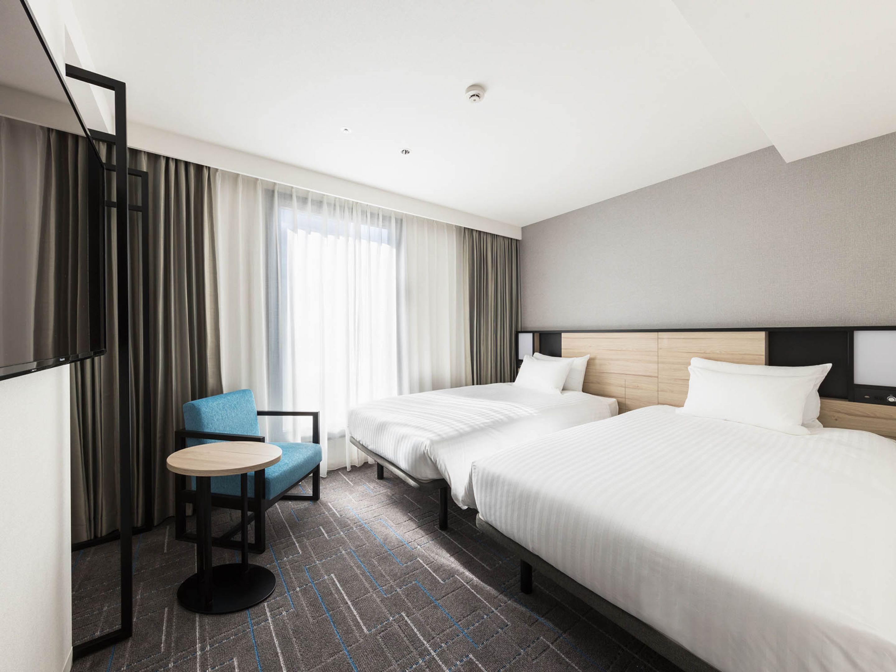 JR-East Hotel Mets Gotanda