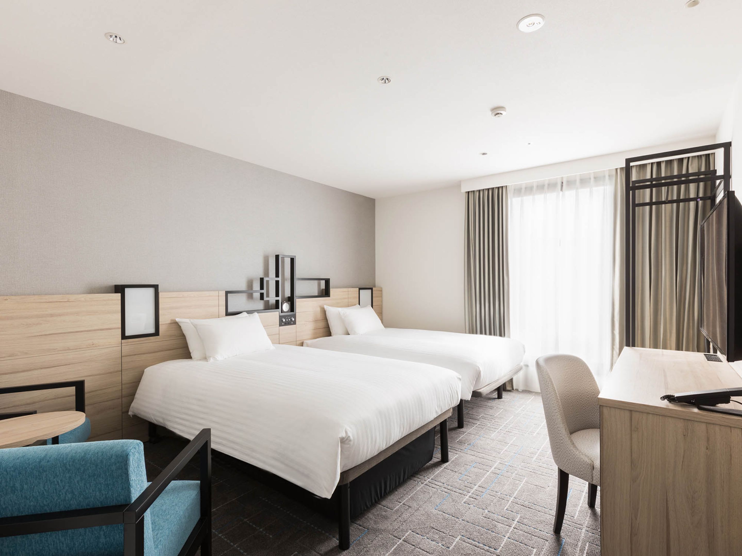 JR-East Hotel Mets Gotanda